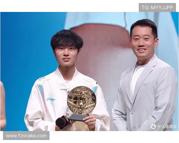 BLG与TES激战正酣 谁能突破重围争夺LPL荣耀桂冠