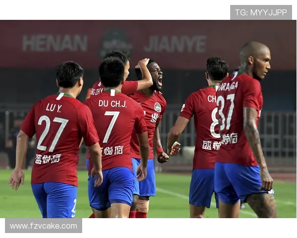 河南队奋勇拼搏迎接新赛季 持续发力力争足球崛起新篇章 河南队奋勇拼搏迎接新赛季 持续发力力争足球崛起新篇章